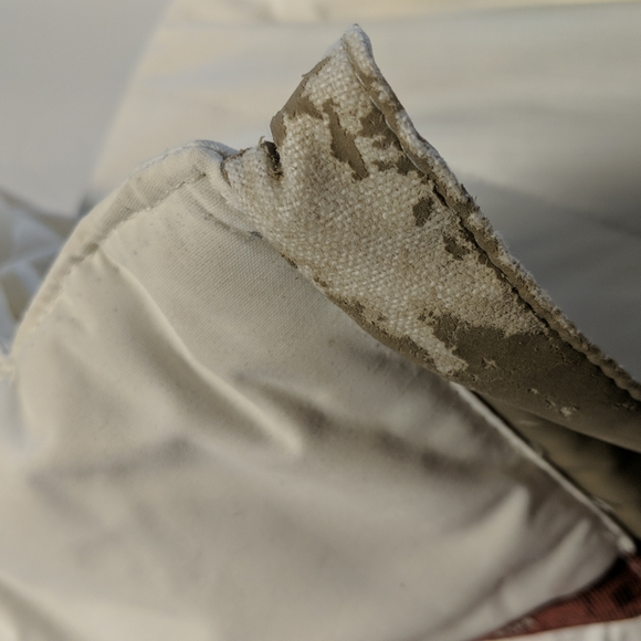 Helly Hansen down filled bomber style belted jacket. - Picture 5 of 7